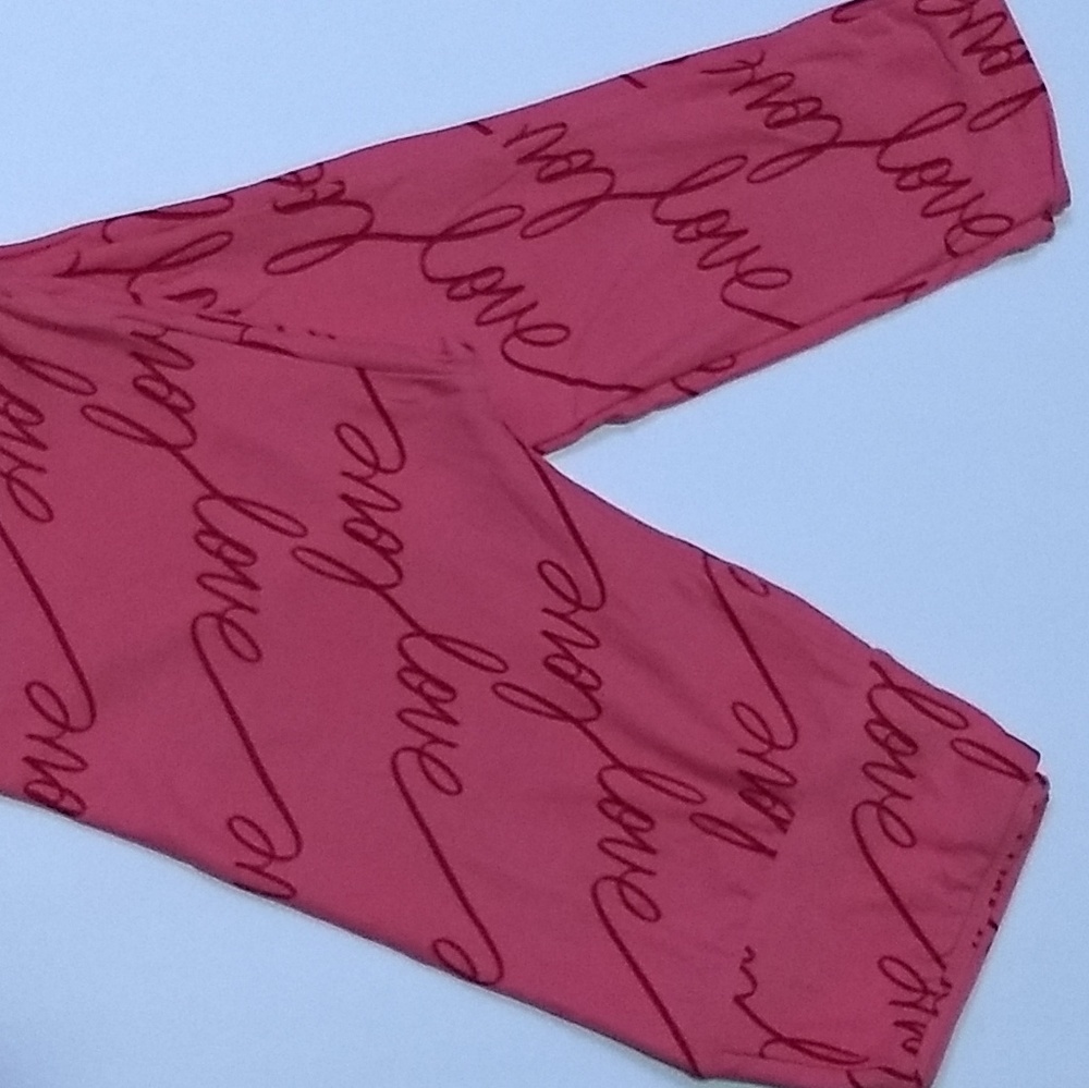 LuLaRoe Valentine's Leggings